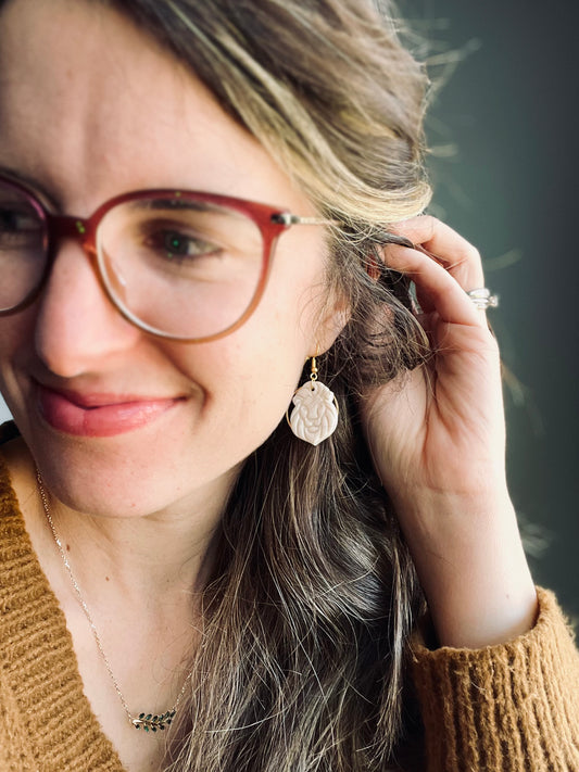 King of the Whole Wood earrings - Sparkly White with Gold circles